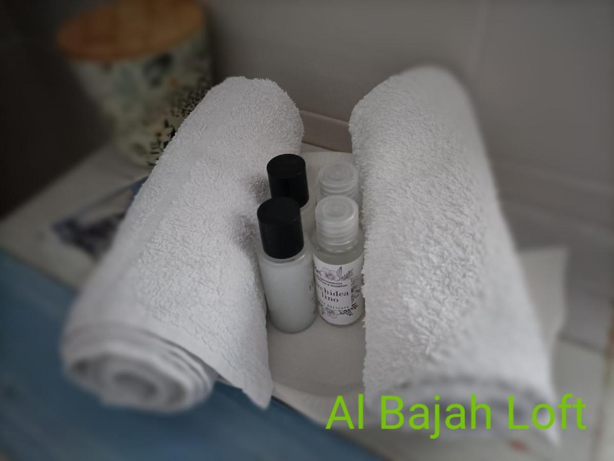 Al Bajah Loft Monovano Con Requisiti Hotel Taormina Luaran gambar